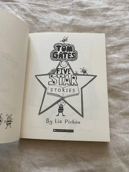 Tom Gates: Five Star Stories (Tom Gates #21)