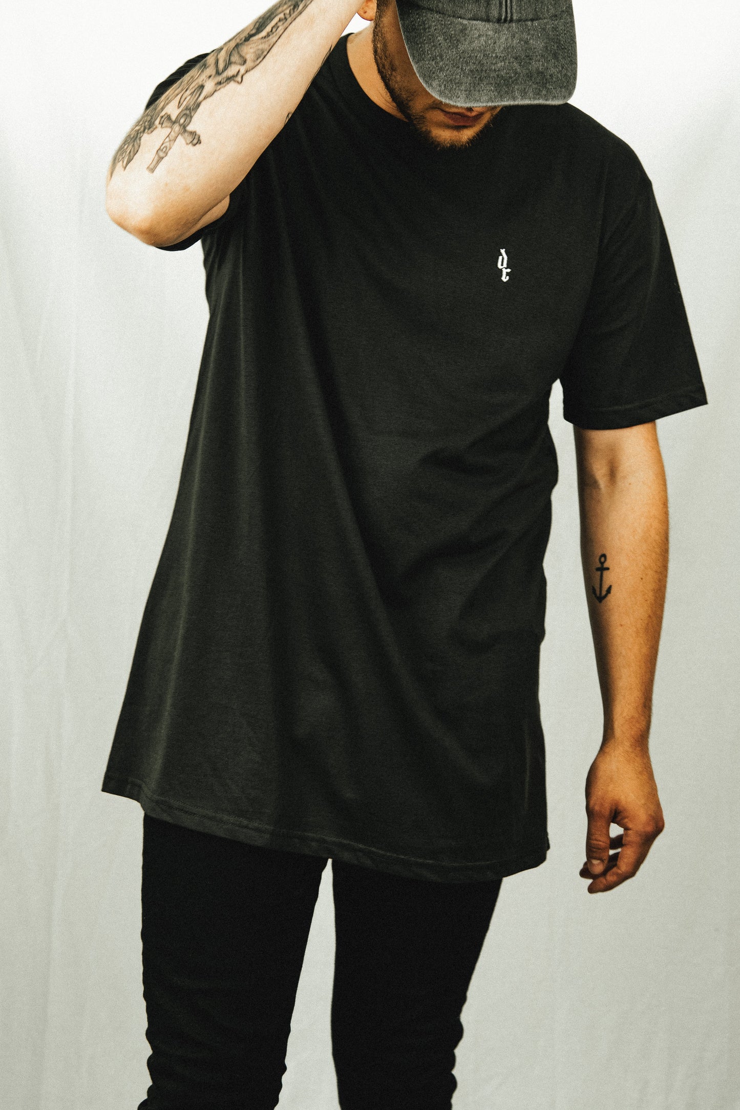 Essential Graphite T-Shirt